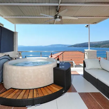 Holiday N&n Seget Vranjica